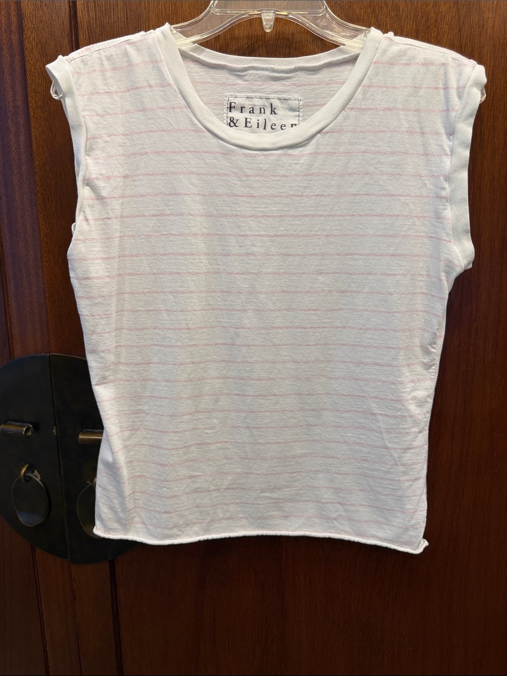 Frank & Eileen White Tee with Faint Pink Stripes Size Small